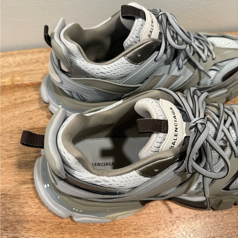 Balenciaga Light Gray and Dark Gray Sneakers - Picture 9 of 9